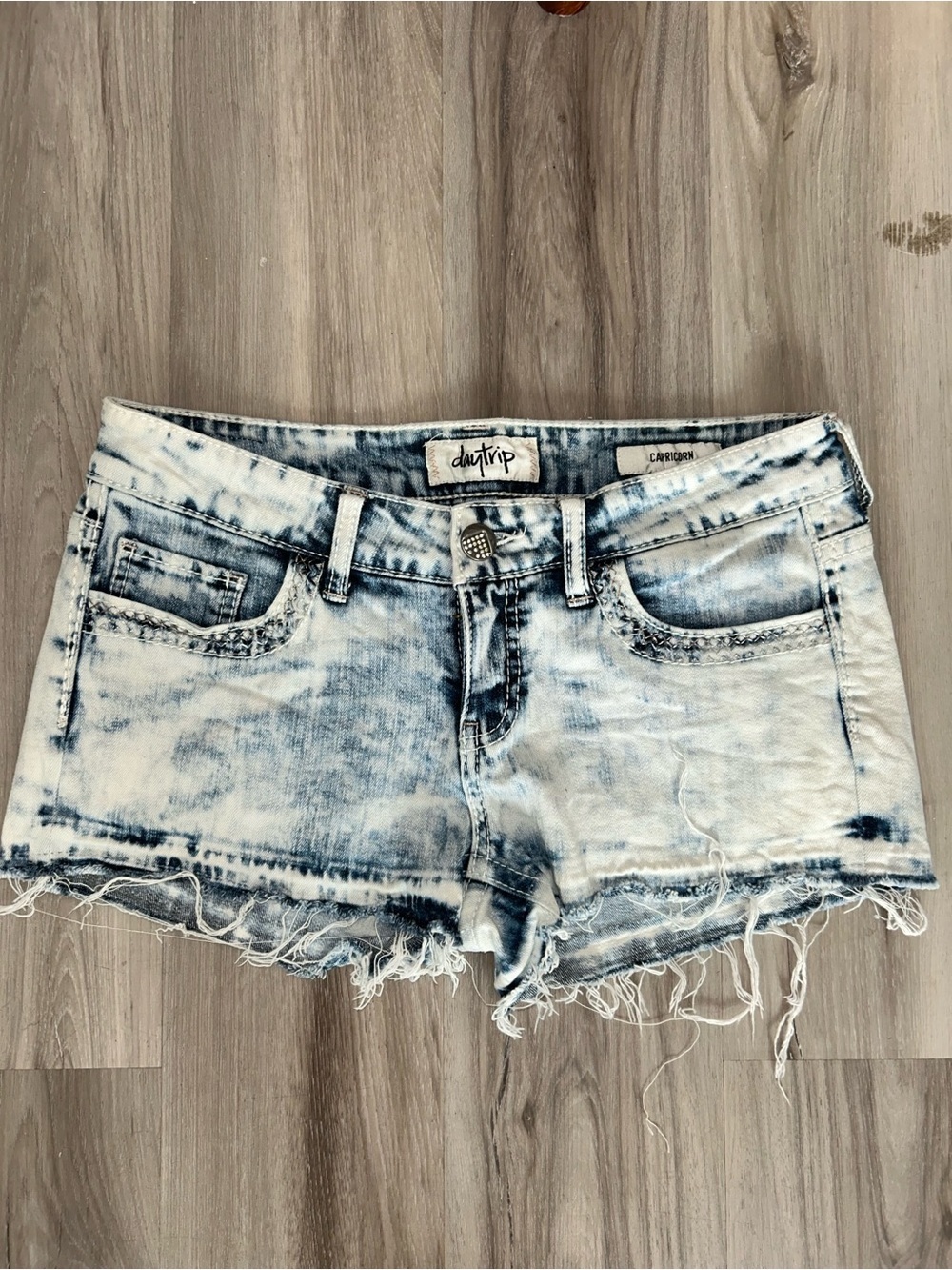 Daytrip Bleached bling Light Blue and White Frayed Hem low rise Denim Shorts